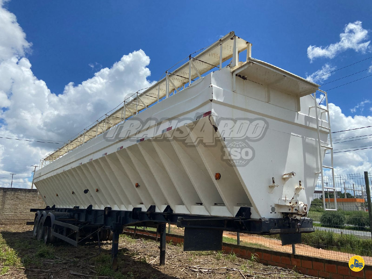 CARRETA SEMI-REBOQUE SILO TransArdo CARAMBEI PARANÁ PR